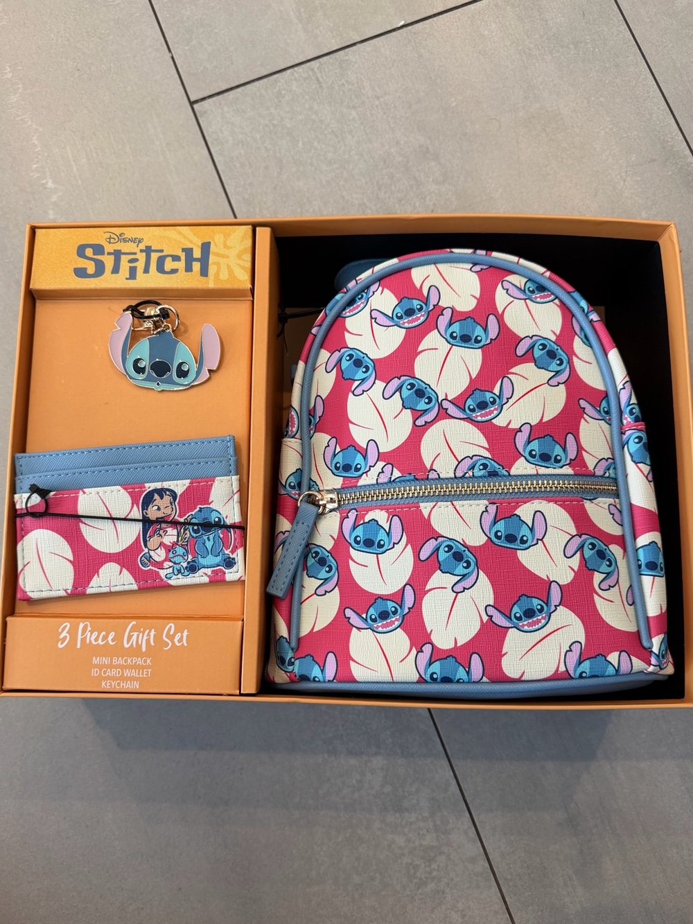 NIB - Disney Stitch Min Backpack Gift Set with ID Wallet & Keychain